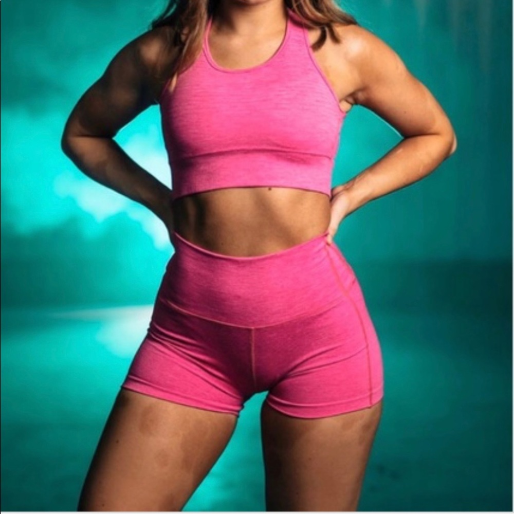 Alphalete R6 revival hot pink short